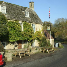 Swan at Swinbrook